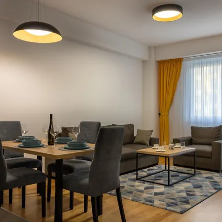 Apartment Aleksandra East Gate Living *