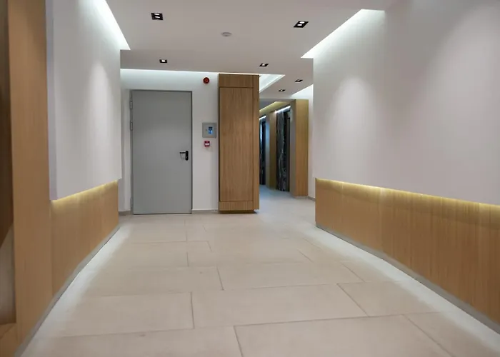 4th Floor Aleksandra East Gate Mall Free Parking Near Old Bazaar Appartement